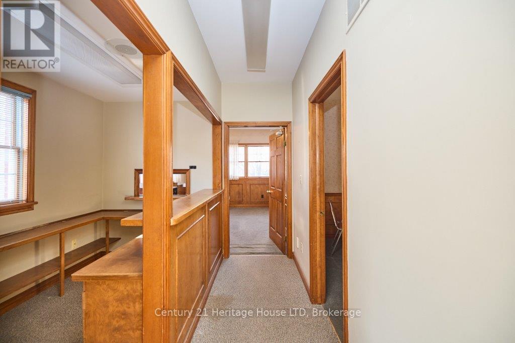 288 Ridge Road N, Fort Erie (Ridgeway), Ontario  L0S 1N0 - Photo 6 - X12499364