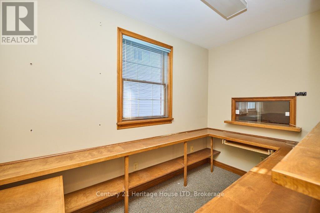 288 Ridge Road N, Fort Erie (Ridgeway), Ontario  L0S 1N0 - Photo 7 - X12499364