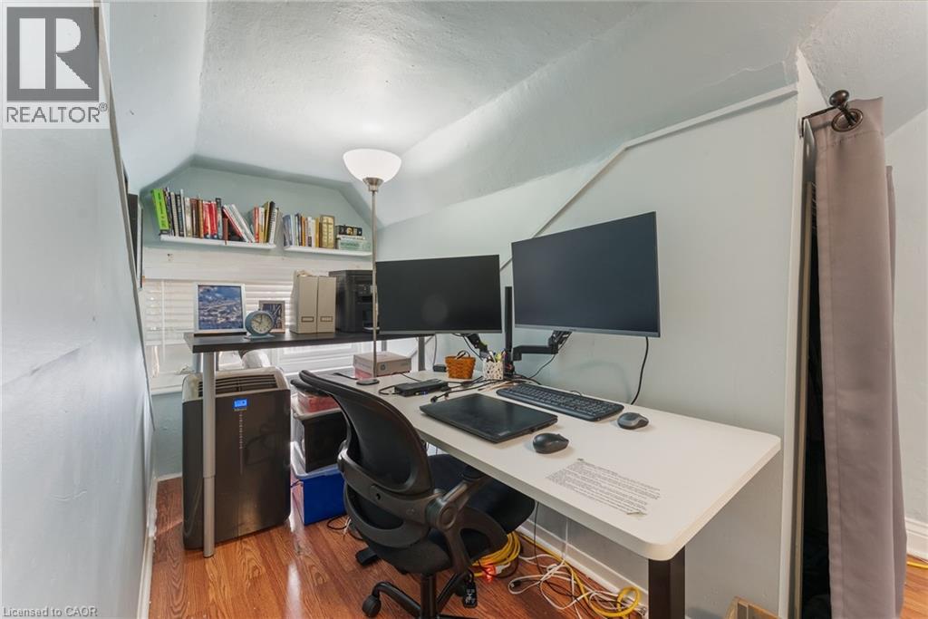 137 Victoria Avenue N, Hamilton, Ontario  L8L 5E7 - Photo 20 - 40758060