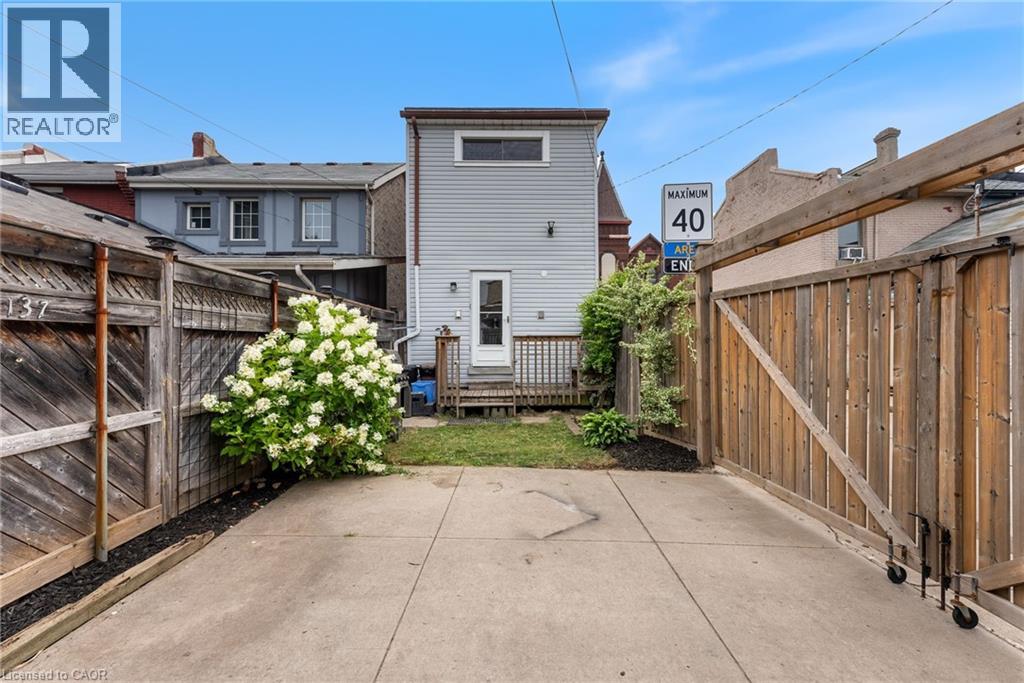 137 Victoria Avenue N, Hamilton, Ontario  L8L 5E7 - Photo 22 - 40758060