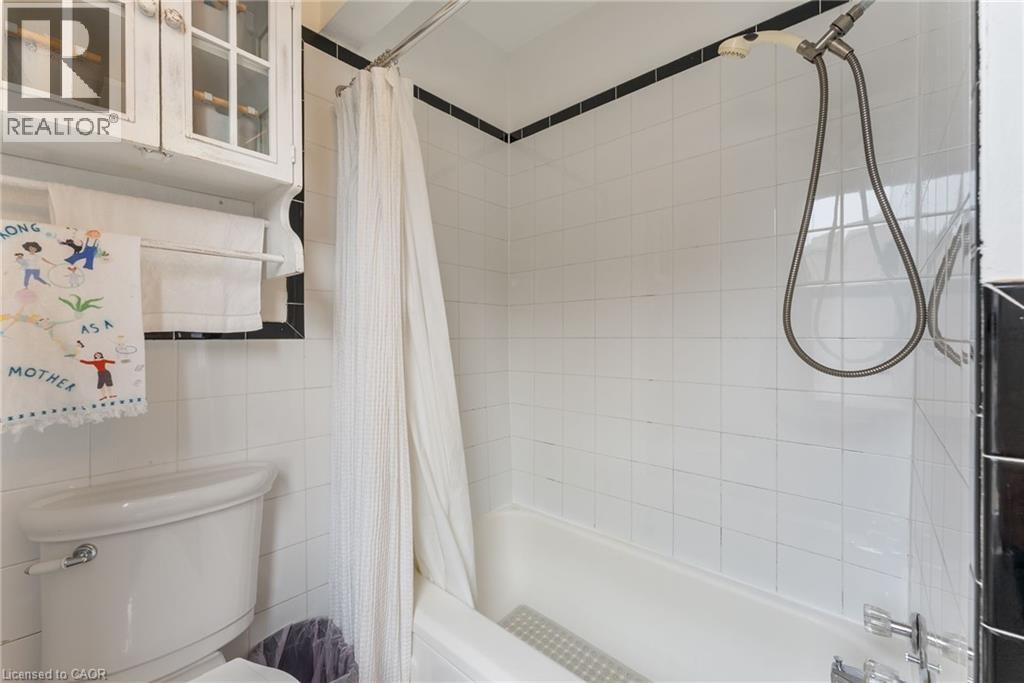 137 Victoria Avenue N, Hamilton, Ontario  L8L 5E7 - Photo 15 - 40758060