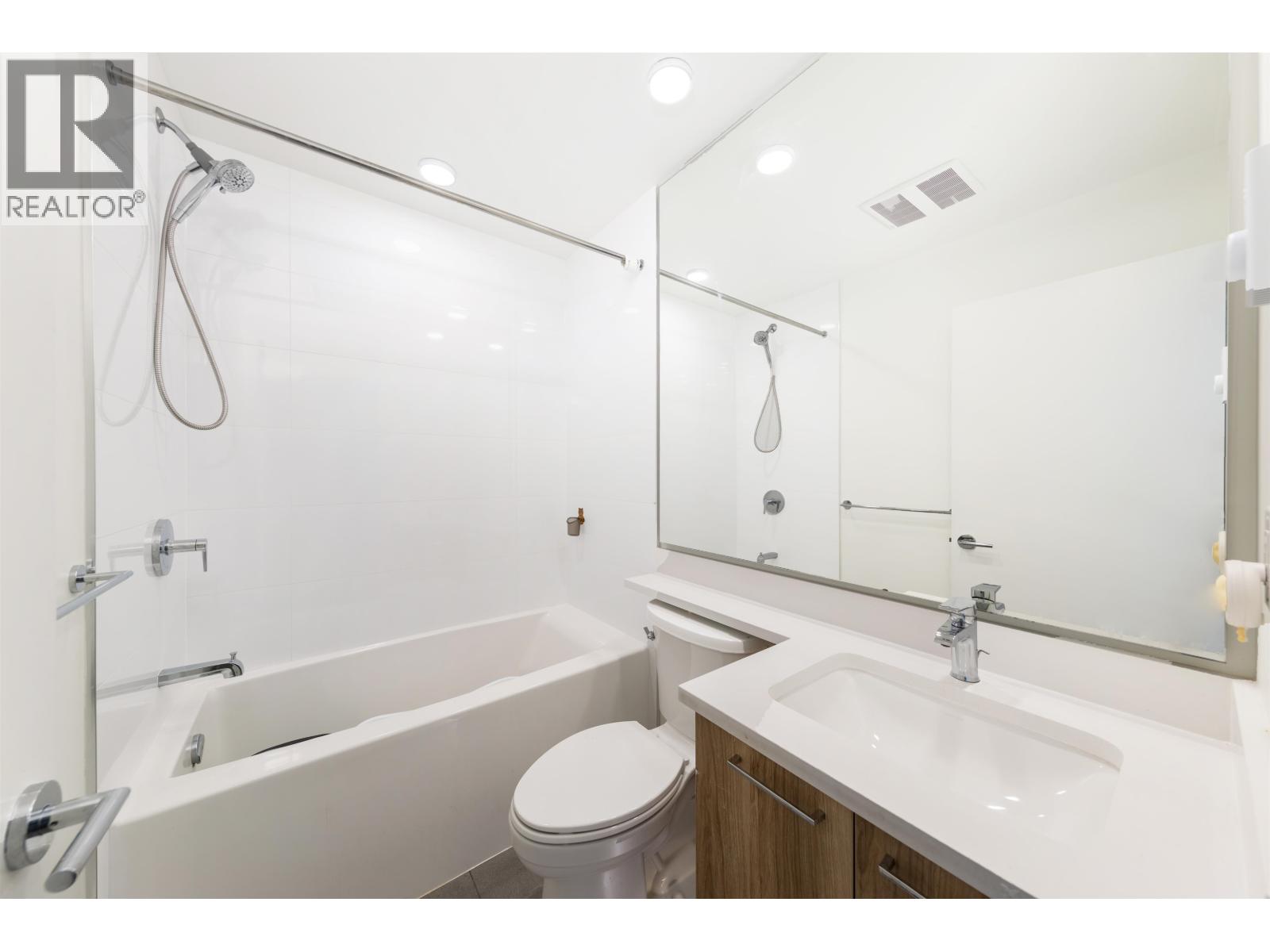 607 7588 16th Street, Burnaby, British Columbia  V3N 0H8 - Photo 15 - R3063657