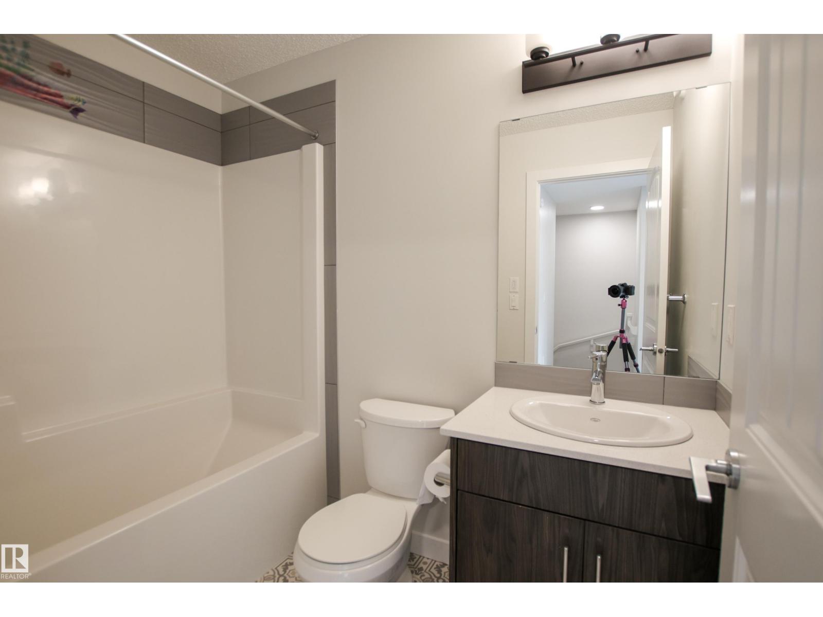 #38 3025 151 Av Nw, Edmonton, Alberta  T5Y 3W4 - Photo 29 - E4464368