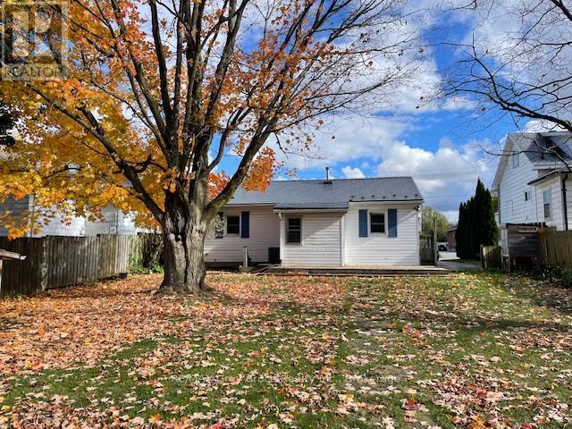 1582 9th Avenue E, Owen Sound, Ontario  N4K 3G3 - Photo 35 - X12478815