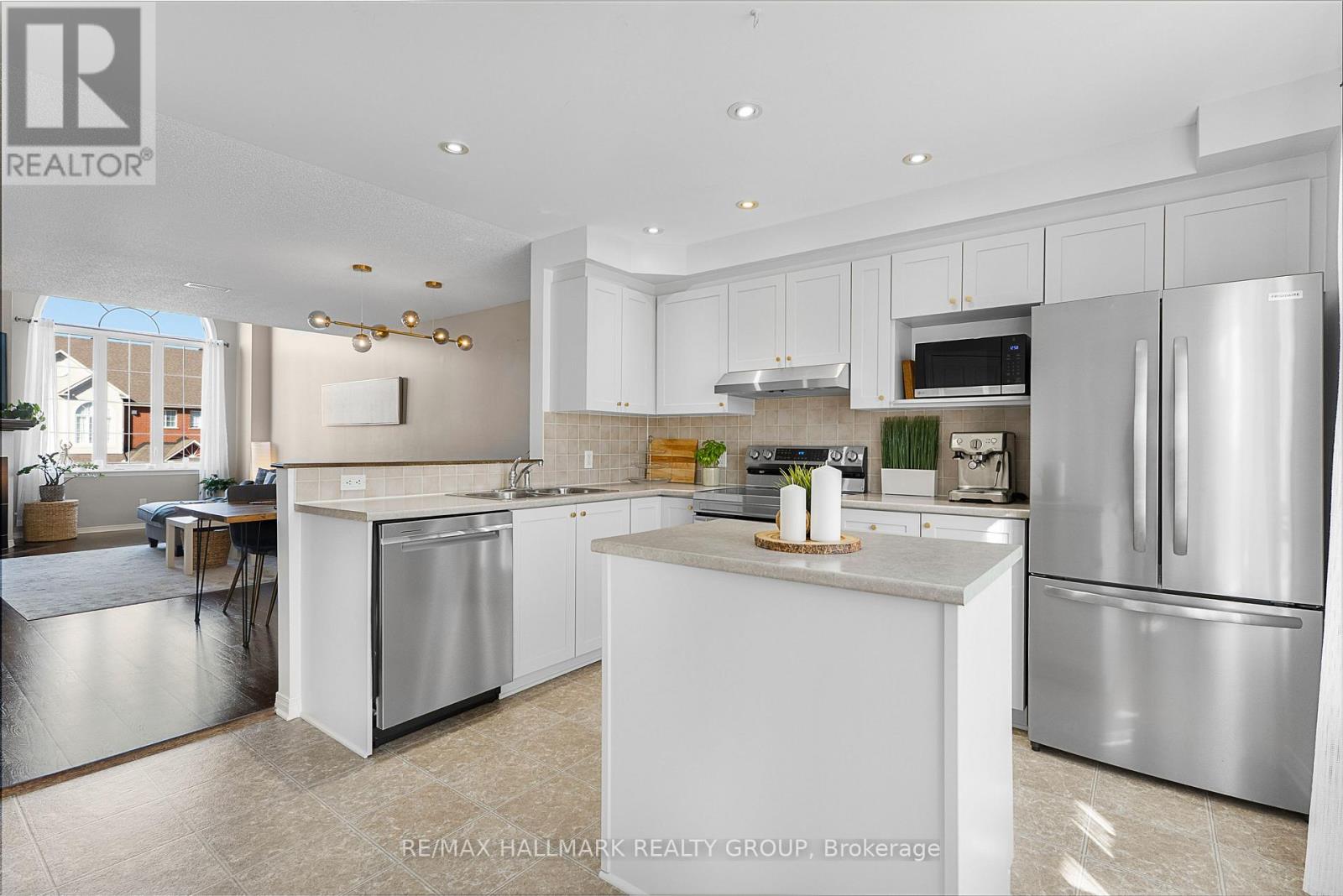 146 - 70 Edenvale Drive, Ottawa, Ontario  K2K 3N6 - Photo 12 - X12494560