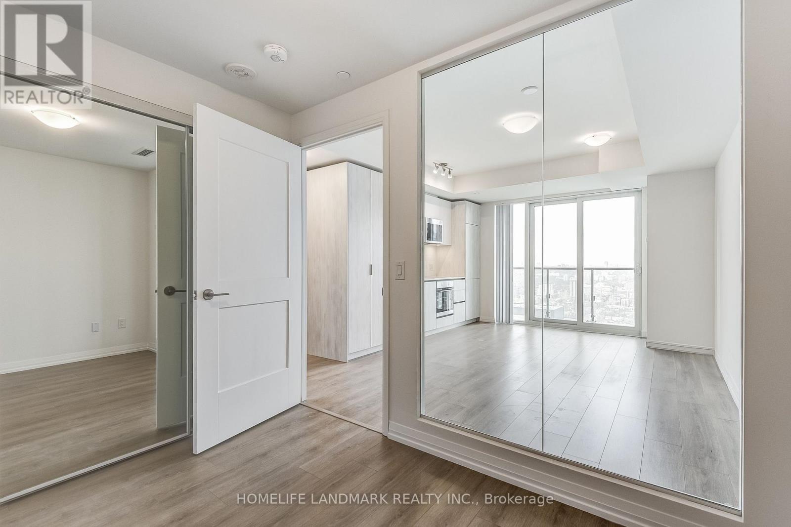 4627 - 28 Widmer Street, Toronto, Ontario  M5V 0T2 - Photo 7 - C12499370