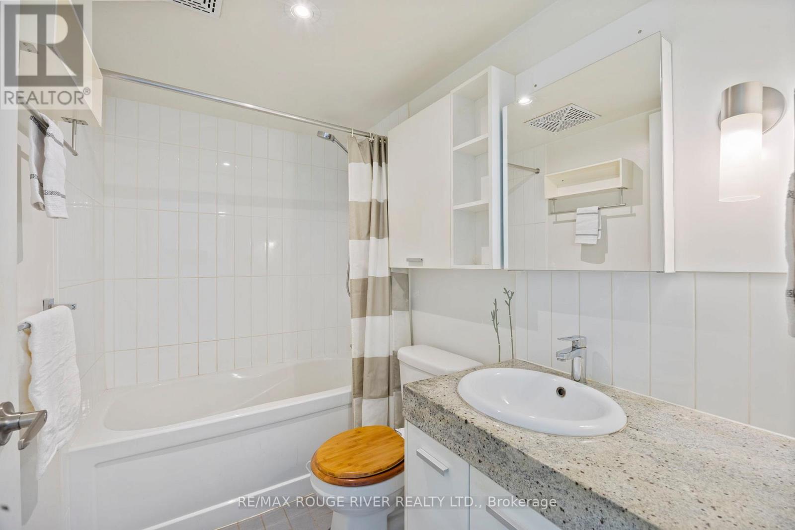 305 - 15 Singer Court, Toronto, Ontario  M2K 0B1 - Photo 19 - C12499424