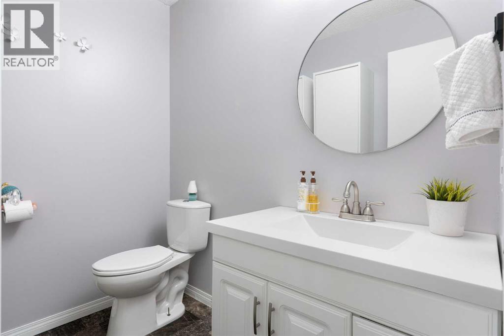 2, 524 First Street E, Cochrane, Alberta  T4C 1C6 - Photo 20 - A2258955