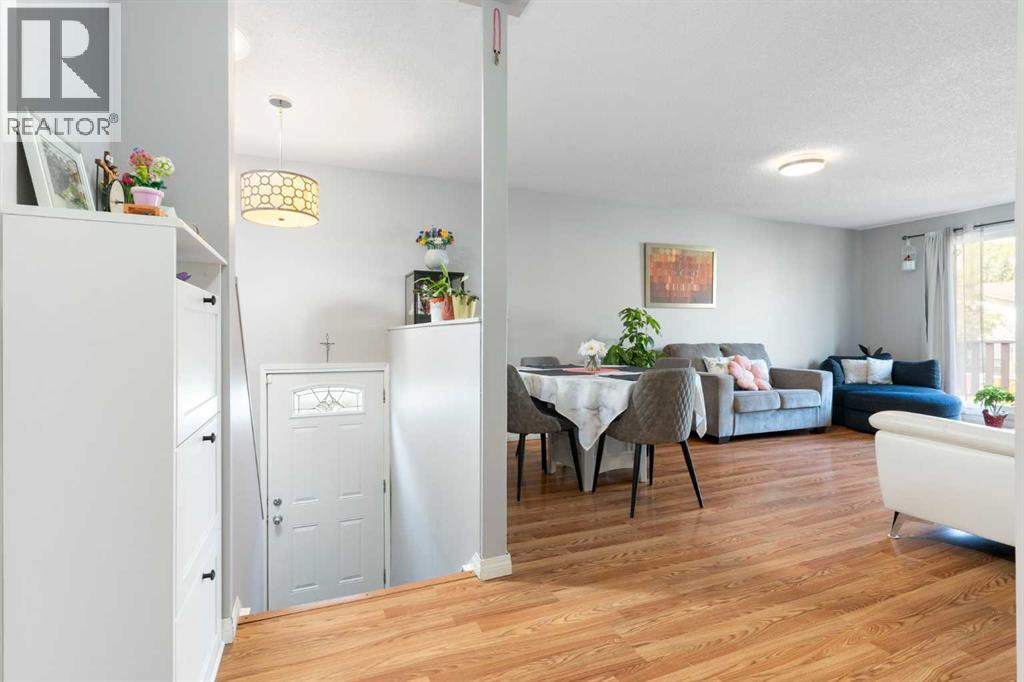 2, 524 First Street E, Cochrane, Alberta  T4C 1C6 - Photo 7 - A2258955