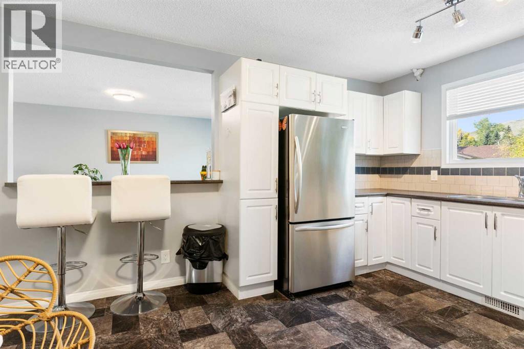 2, 524 First Street E, Cochrane, Alberta  T4C 1C6 - Photo 14 - A2258955