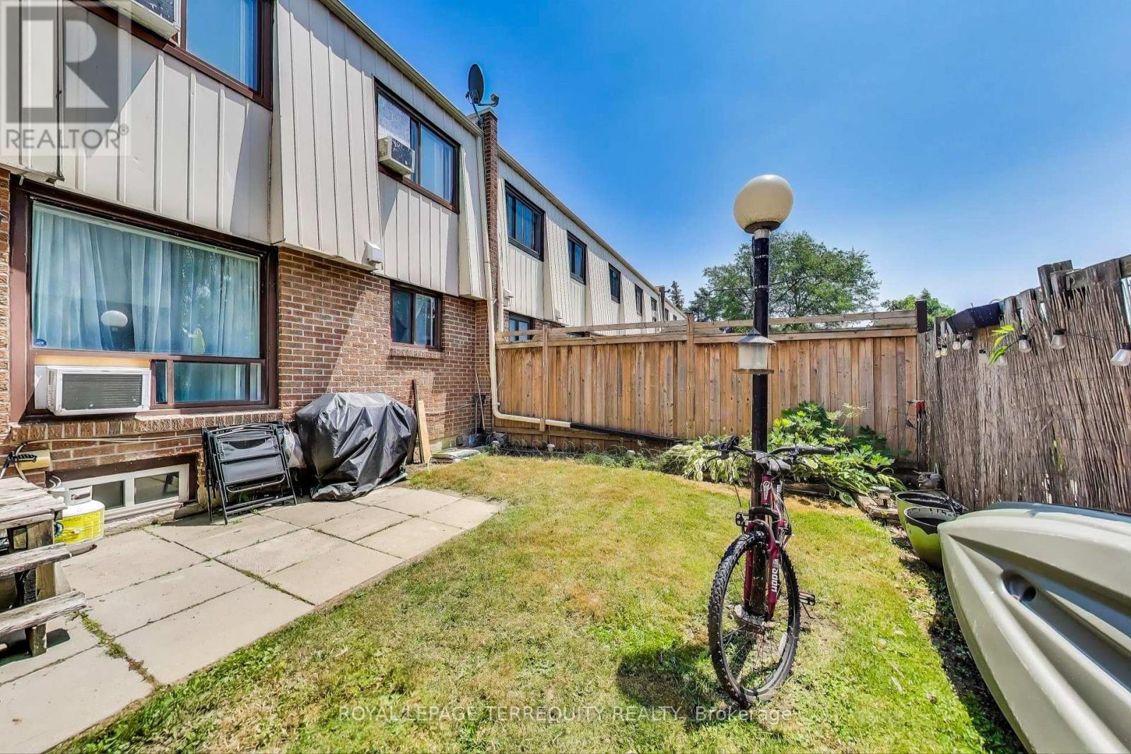 88 - 1100 Oxford Street, Oshawa, Ontario  L1J 6G4 - Photo 5 - E12499396