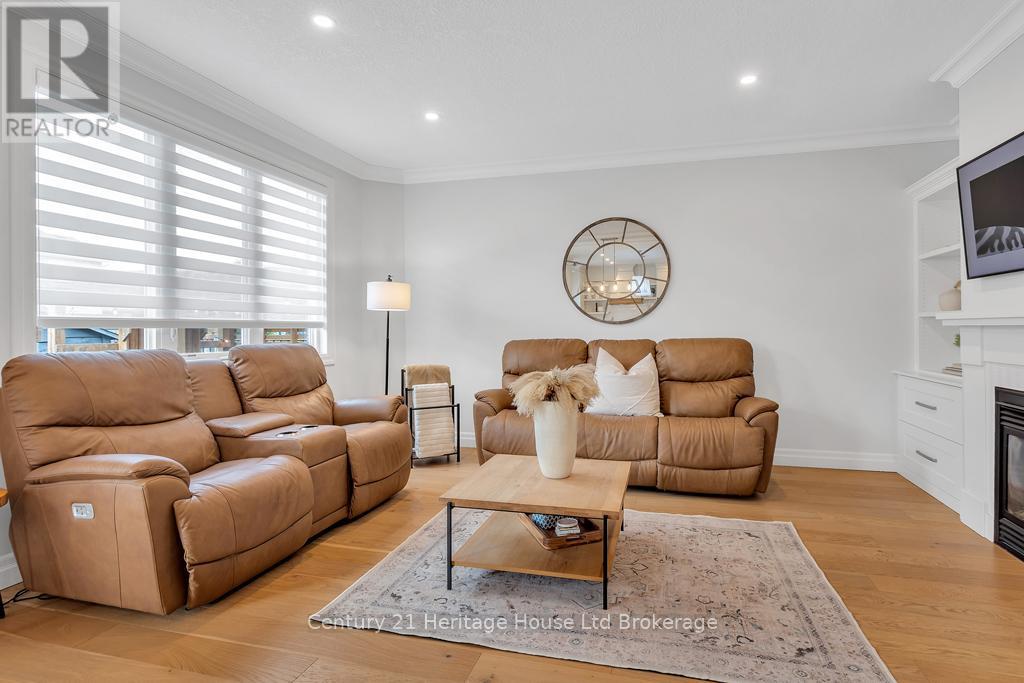 12 Oliver Crescent, Zorra (Thamesford), Ontario  N0M 2M0 - Photo 14 - X12499476