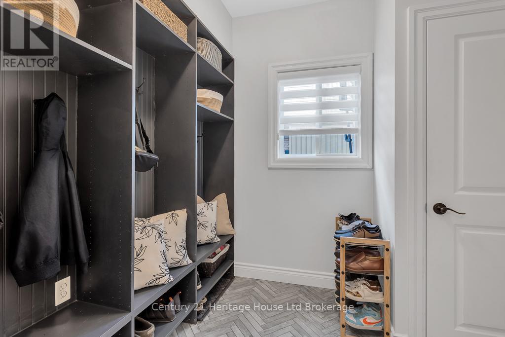 12 Oliver Crescent, Zorra (Thamesford), Ontario  N0M 2M0 - Photo 16 - X12499476