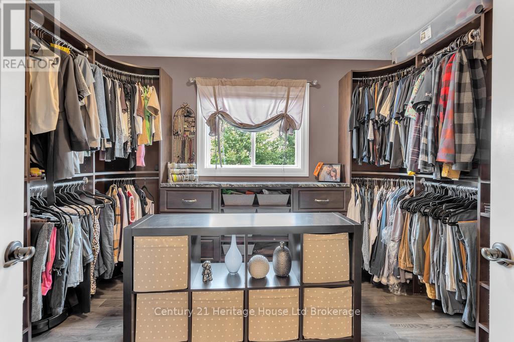 12 Oliver Crescent, Zorra (Thamesford), Ontario  N0M 2M0 - Photo 22 - X12499476