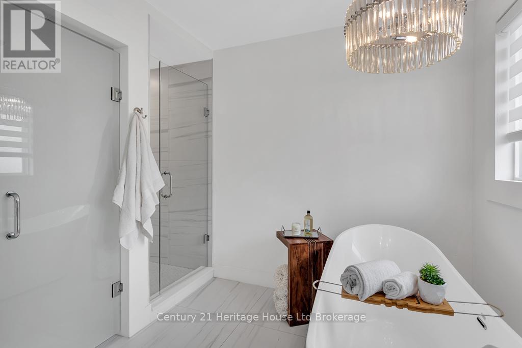 12 Oliver Crescent, Zorra (Thamesford), Ontario  N0M 2M0 - Photo 25 - X12499476