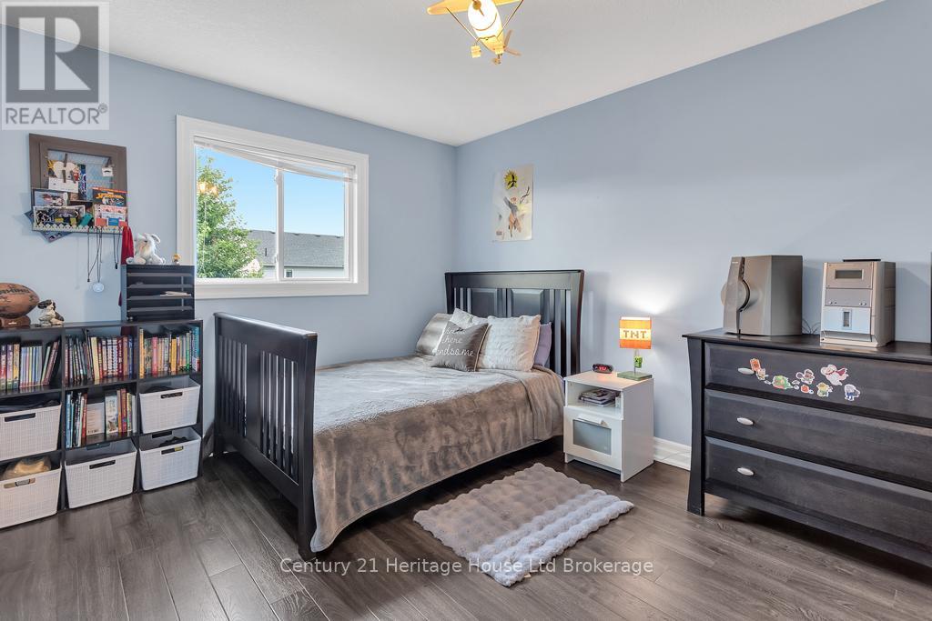 12 Oliver Crescent, Zorra (Thamesford), Ontario  N0M 2M0 - Photo 29 - X12499476