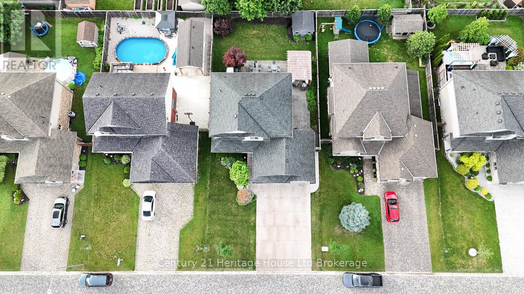 12 Oliver Crescent, Zorra (Thamesford), Ontario  N0M 2M0 - Photo 46 - X12499476