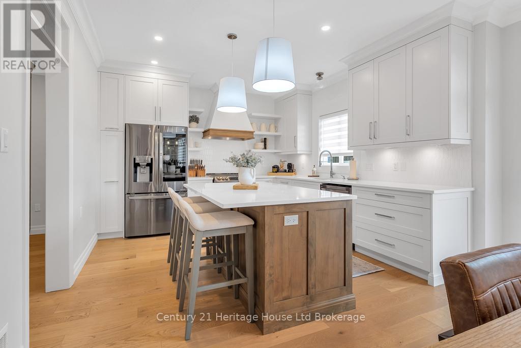 12 Oliver Crescent, Zorra (Thamesford), Ontario  N0M 2M0 - Photo 7 - X12499476