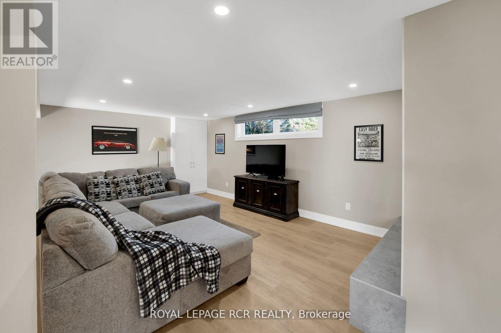 8 Cook Drive, King, Ontario  L7B 0E5 - Photo 30 - N12499386