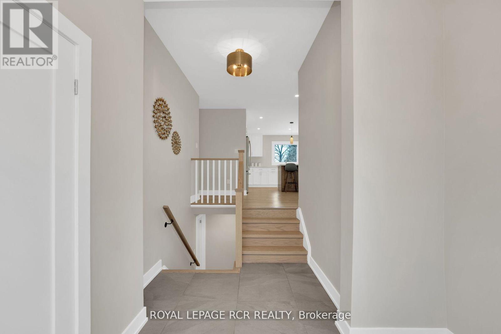 8 Cook Drive, King, Ontario  L7B 0E5 - Photo 5 - N12499386