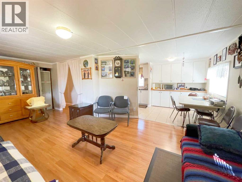 331 Armstrong Street, Carmangay, Alberta  T0L 0N0 - Photo 4 - A2268129