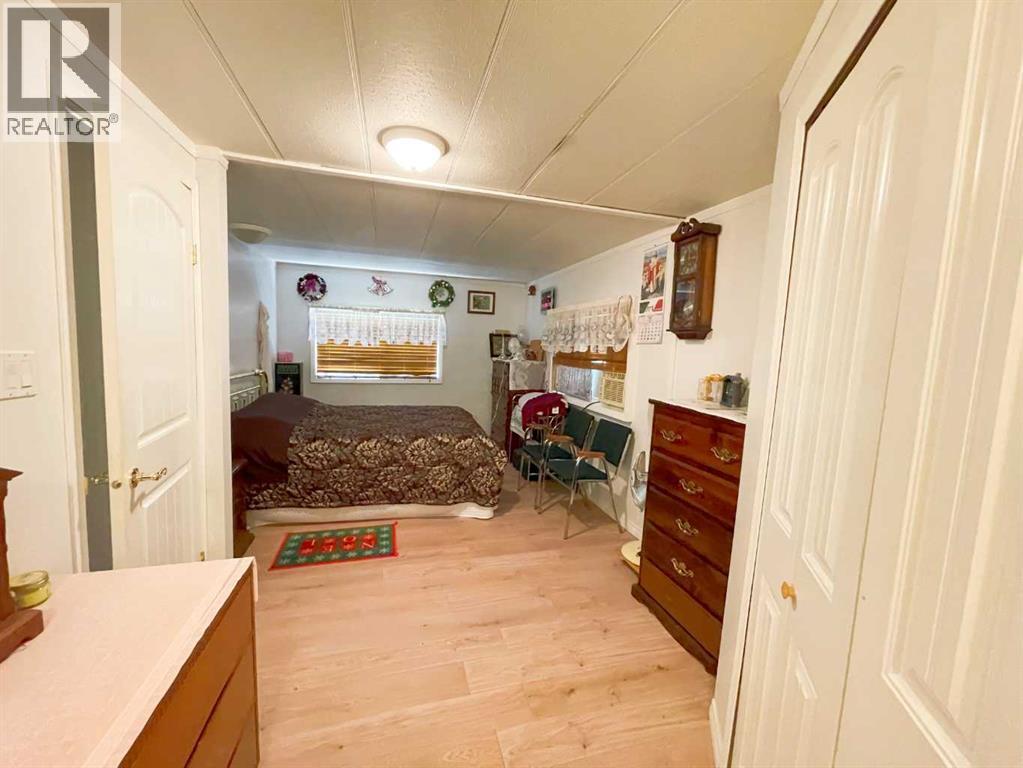 331 Armstrong Street, Carmangay, Alberta  T0L 0N0 - Photo 15 - A2268129