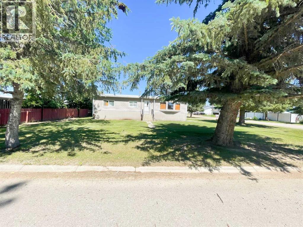 331 Armstrong Street, Carmangay, Alberta  T0L 0N0 - Photo 39 - A2268129
