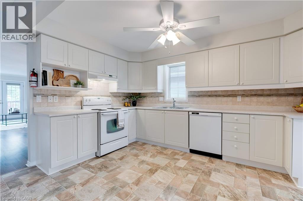 6 Village Drive, Smithville, Ontario  L0R 2A0 - Photo 18 - 40784886