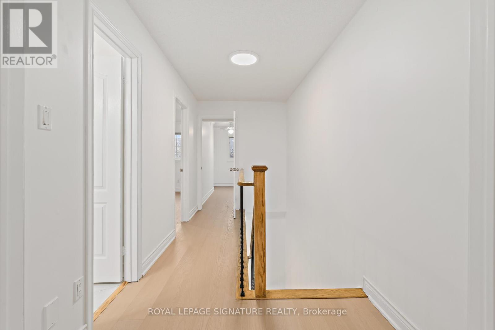 1130 Westview Terrace, Oakville, Ontario  L6M 3M1 - Photo 17 - W12499354