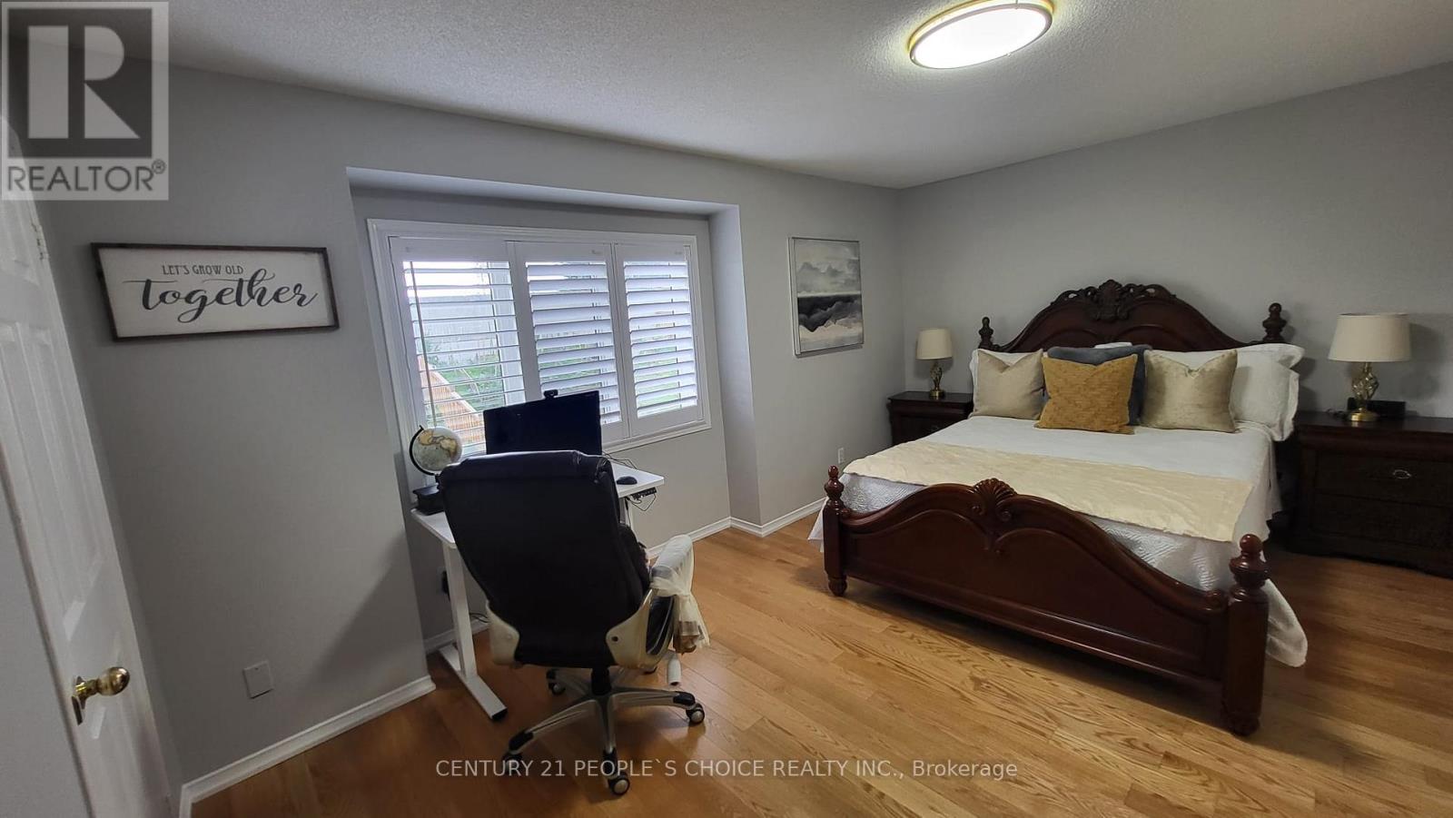 7598 Black Walnut Trail, Mississauga, Ontario  L5N 8A7 - Photo 10 - W12499402