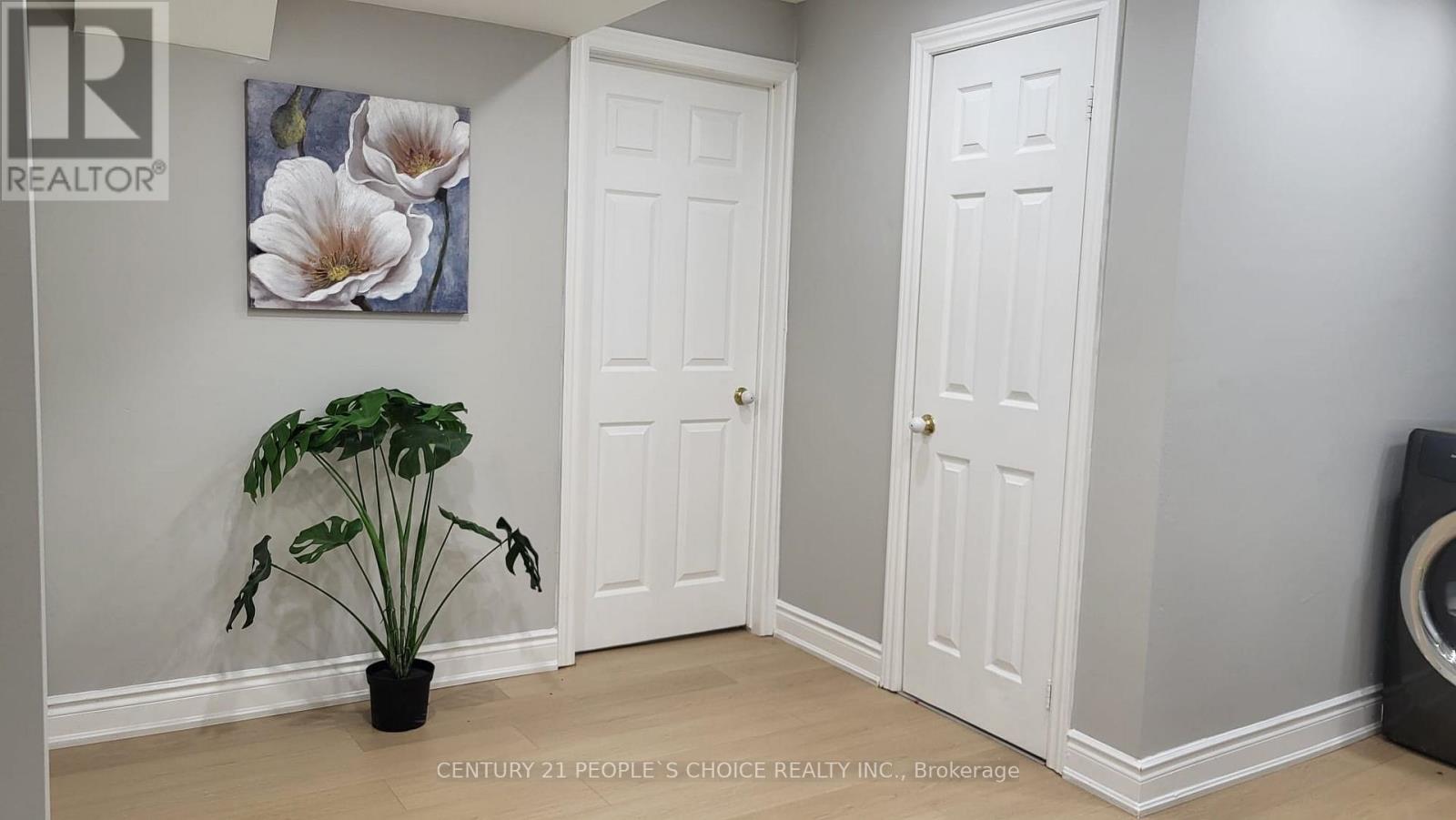 7598 Black Walnut Trail, Mississauga, Ontario  L5N 8A7 - Photo 15 - W12499402