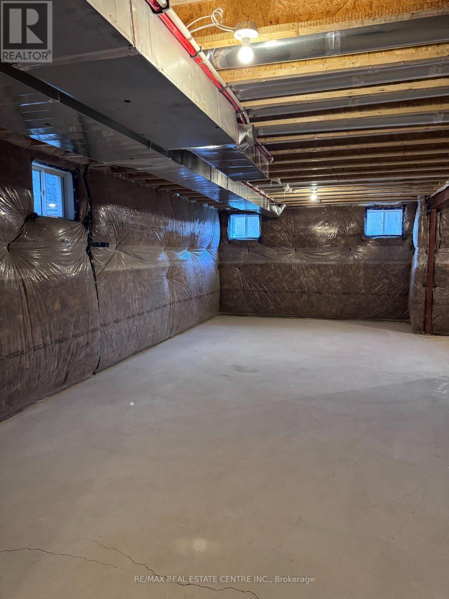 1216 Onyx Trail, Oakville, Ontario  L6H 7G1 - Photo 34 - W12499434