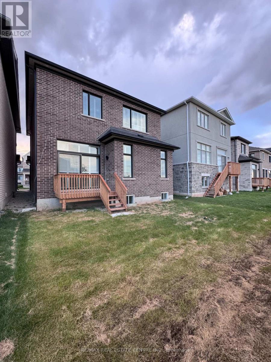 1216 Onyx Trail, Oakville, Ontario  L6H 7G1 - Photo 36 - W12499434