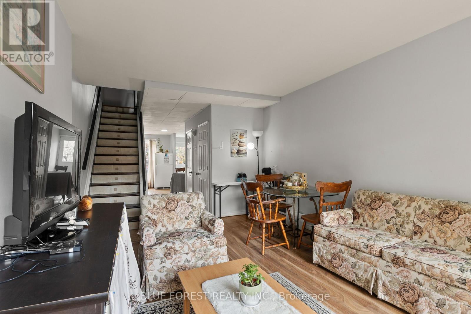 63 Arbour Glen Crescent, London East (East A), Ontario  N5Y 1Z9 - Photo 10 - X12499474