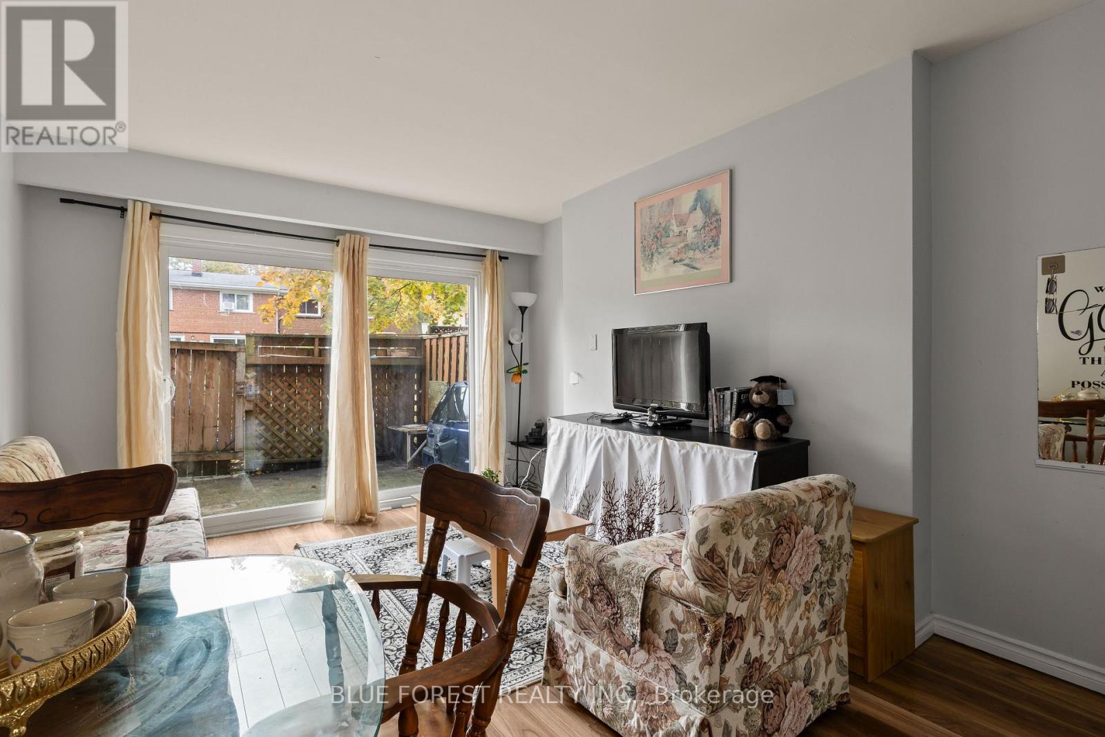 63 Arbour Glen Crescent, London East (East A), Ontario  N5Y 1Z9 - Photo 11 - X12499474