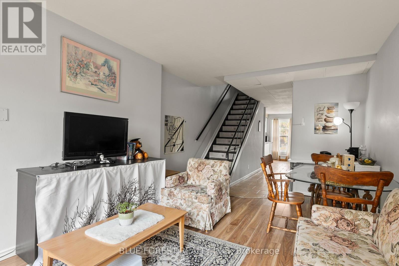 63 Arbour Glen Crescent, London East (East A), Ontario  N5Y 1Z9 - Photo 9 - X12499474