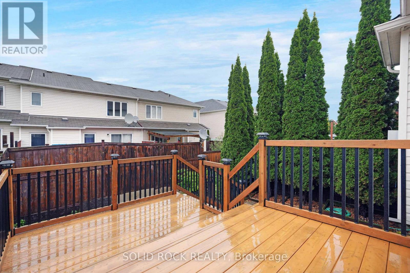 9 Stoneleigh Street, Ottawa, Ontario  K2G 7A2 - Photo 25 - X12499442