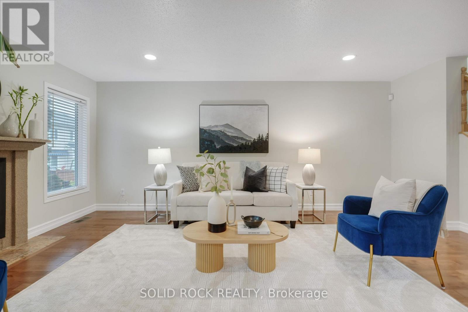 9 Stoneleigh Street, Ottawa, Ontario  K2G 7A2 - Photo 7 - X12499442