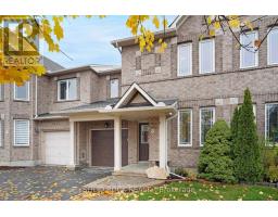 9 STONELEIGH STREET, Ottawa, Ontario