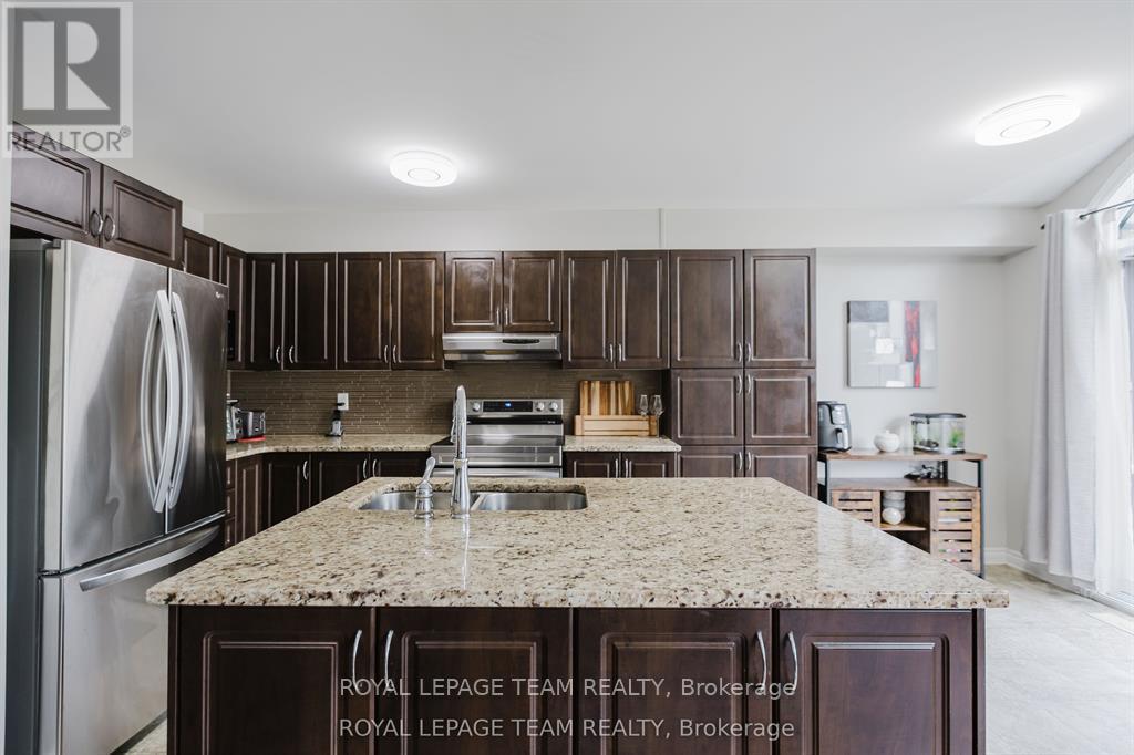 121 Mancini Way, Ottawa, Ontario  K2J 5X3 - Photo 14 - X12499444