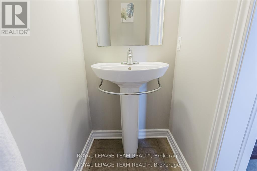 121 Mancini Way, Ottawa, Ontario  K2J 5X3 - Photo 5 - X12499444