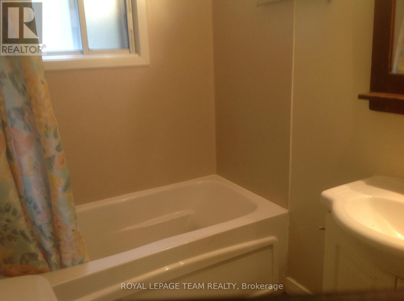 614 Churchill Avenue, Ottawa, Ontario  K1Z 5E8 - Photo 6 - X12499472