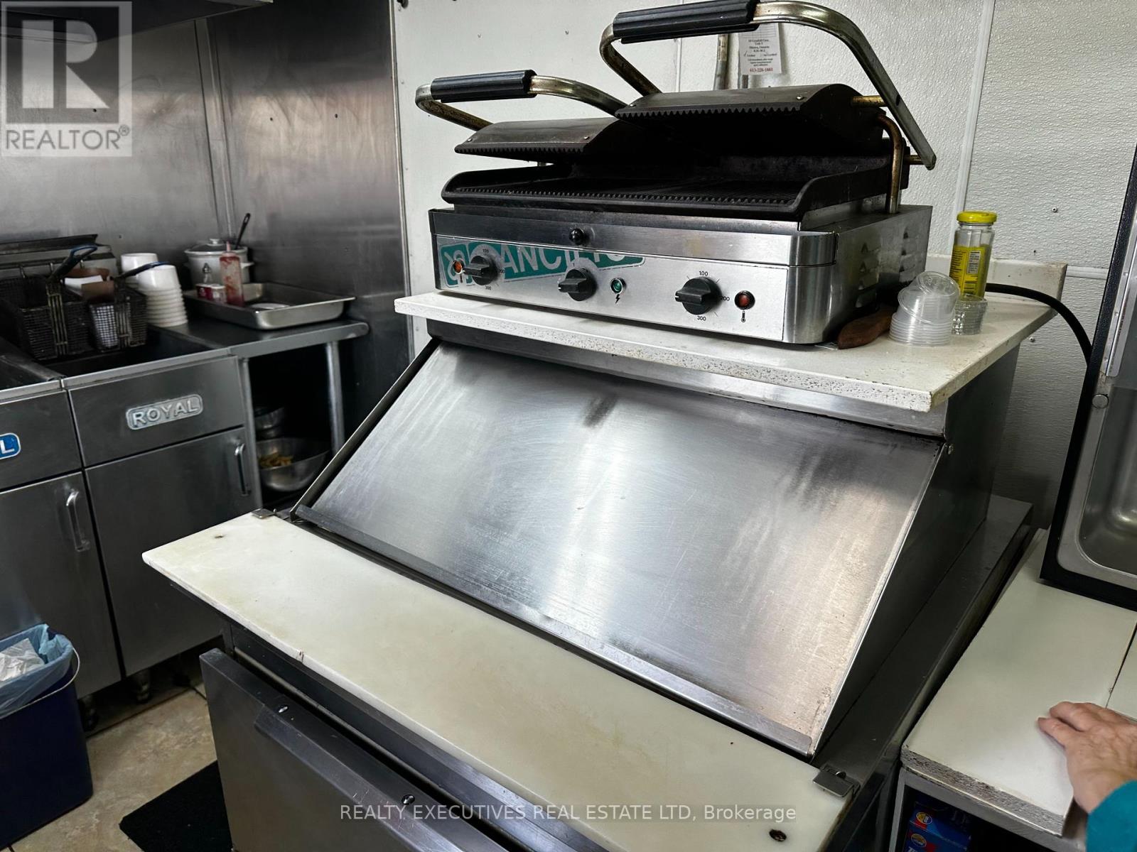 0 County 2 Road, South Dundas, Ontario  K0C 1X0 - Photo 11 - X12465931