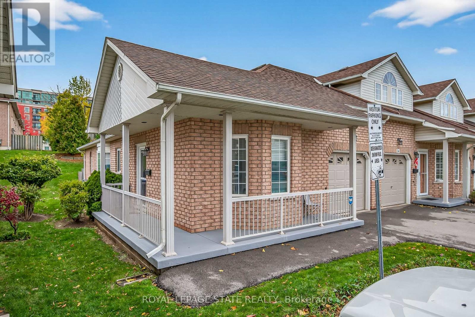 33 - 213 Nash Road S, Hamilton (Greenford), Ontario  L8K 6S2 - Photo 2 - X12499398