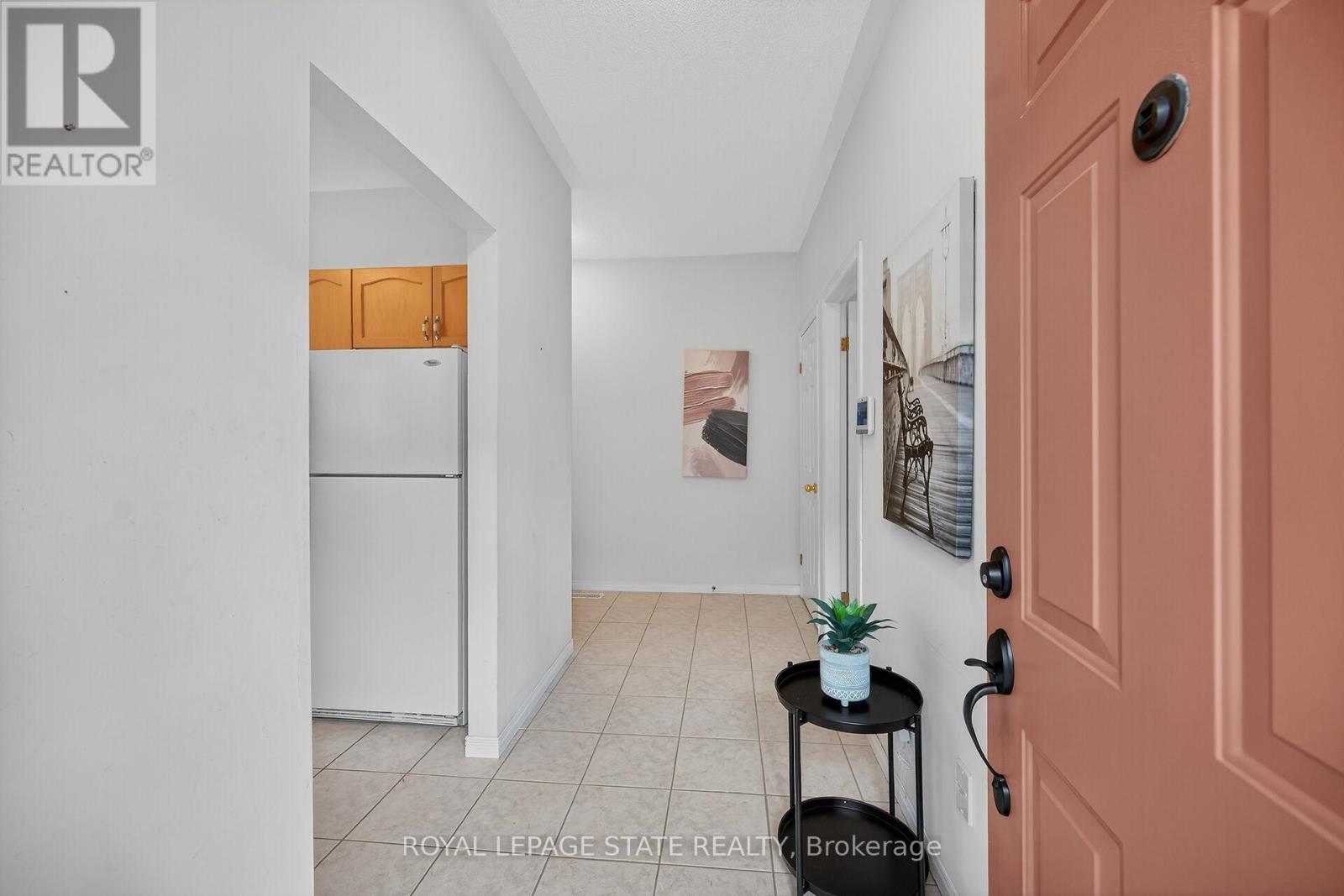 33 - 213 Nash Road S, Hamilton (Greenford), Ontario  L8K 6S2 - Photo 4 - X12499398