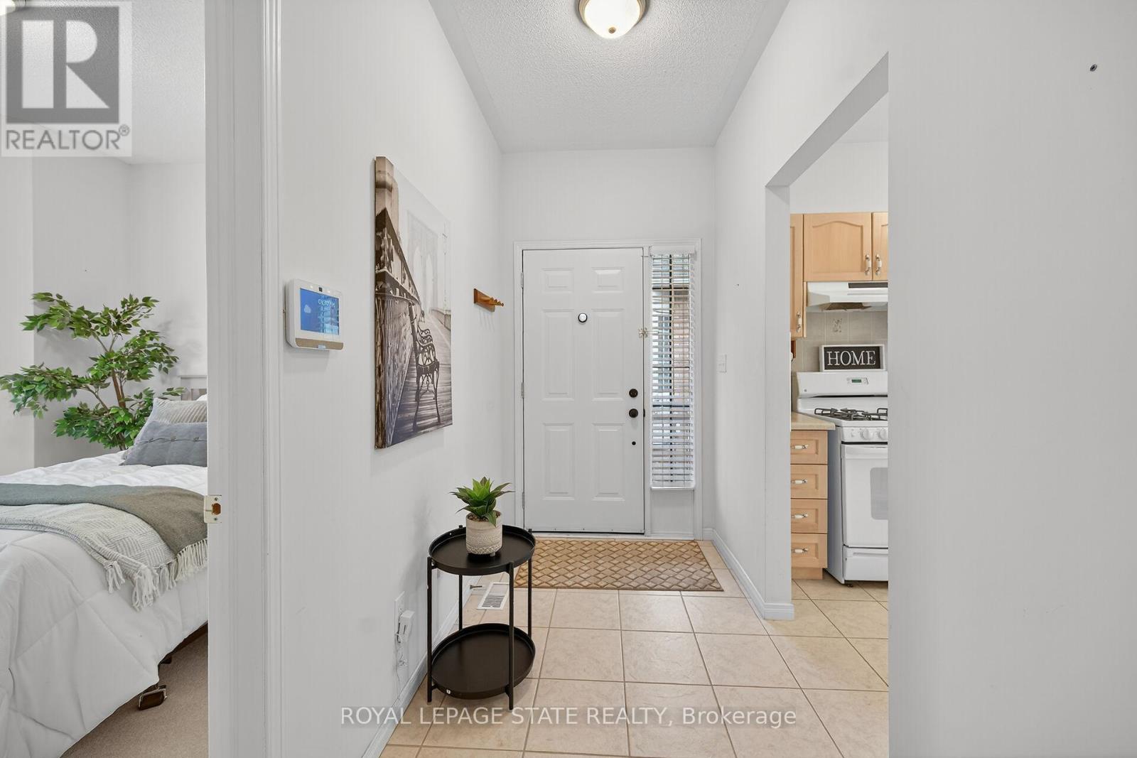 33 - 213 Nash Road S, Hamilton (Greenford), Ontario  L8K 6S2 - Photo 5 - X12499398