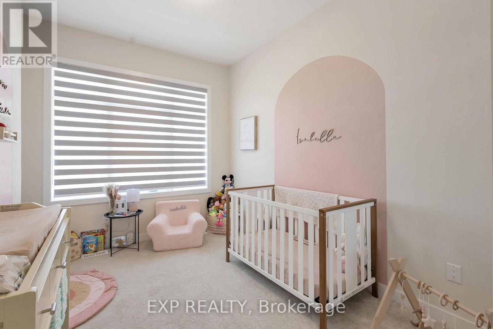 6 Sundin Drive, Haldimand, Ontario  N3W 0H1 - Photo 13 - X12499412