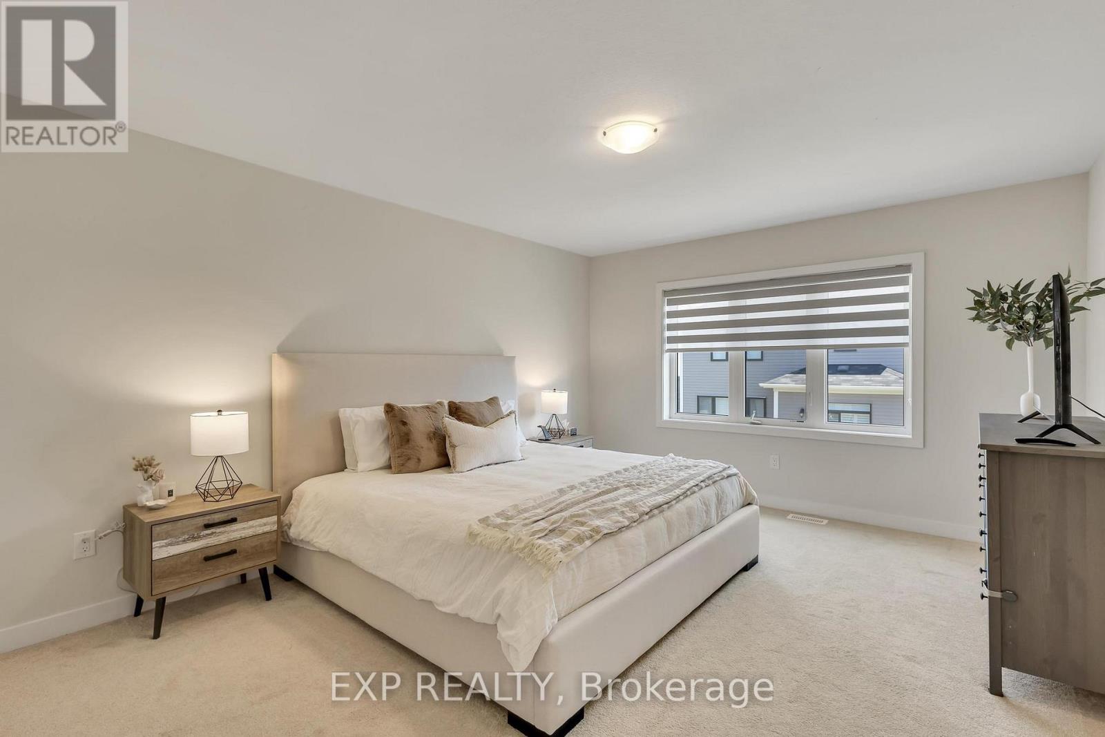 6 Sundin Drive, Haldimand, Ontario  N3W 0H1 - Photo 17 - X12499412