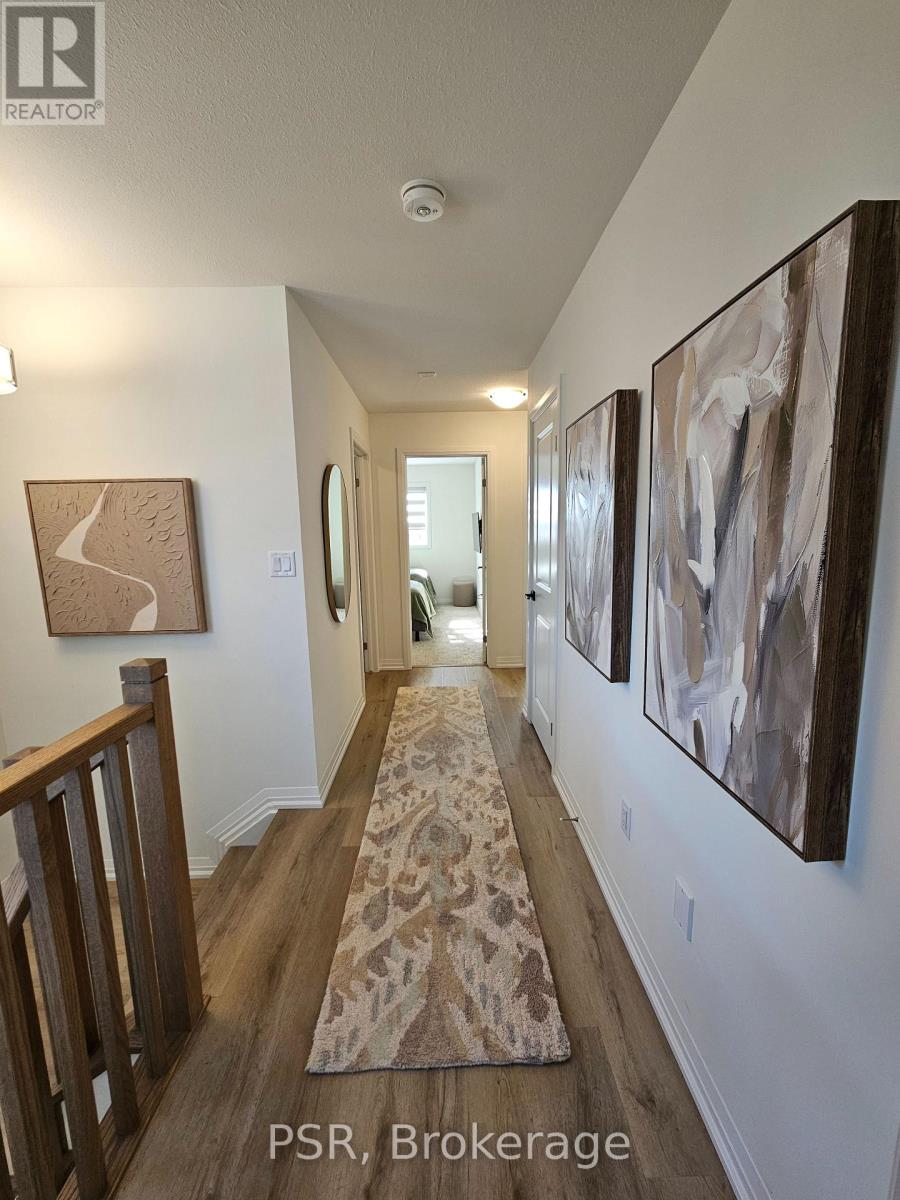 82 Acacia Road, Pelham (Fonthill), Ontario  L0S 1E1 - Photo 17 - X12499418