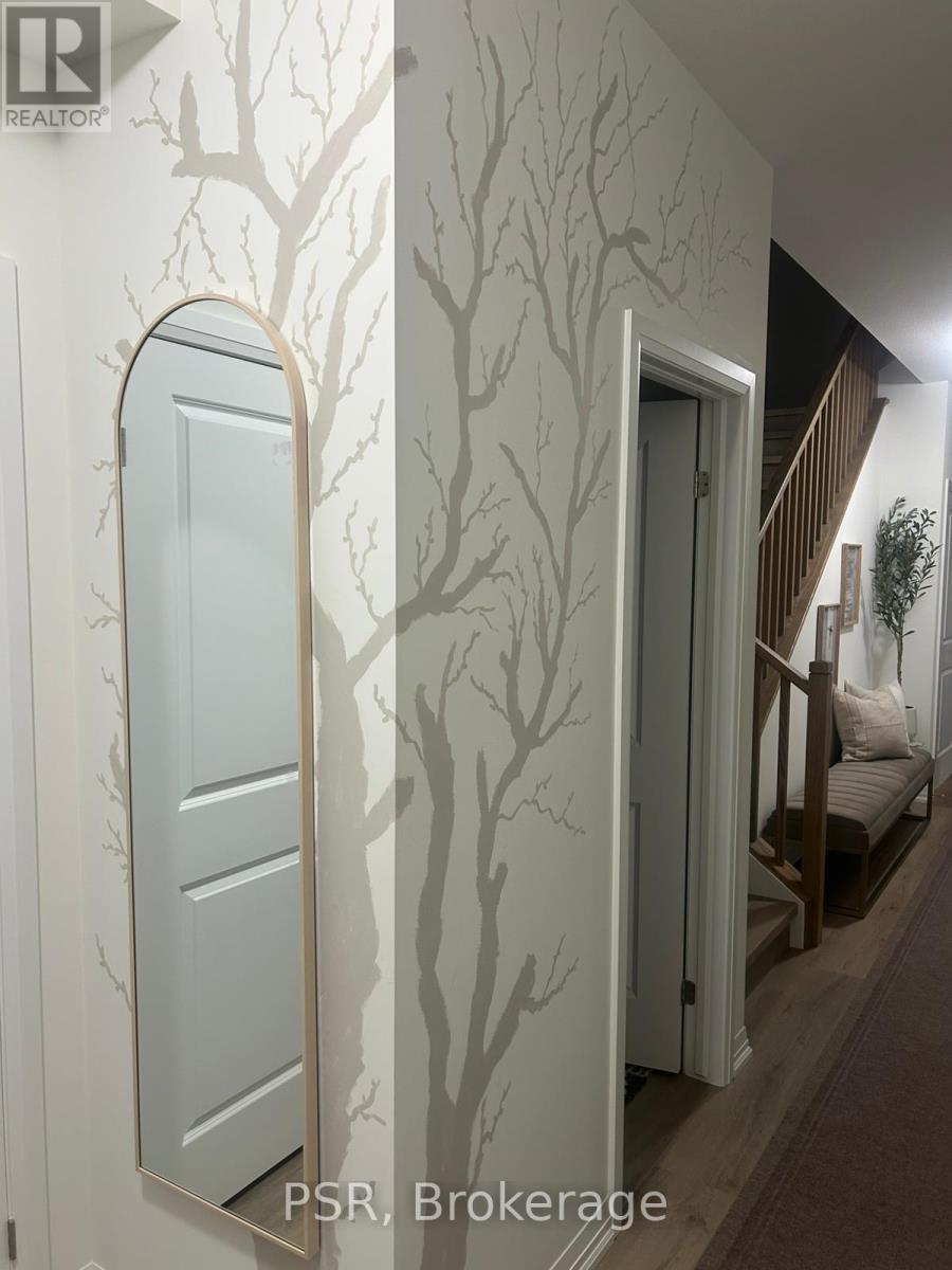 82 Acacia Road, Pelham (Fonthill), Ontario  L0S 1E1 - Photo 8 - X12499418